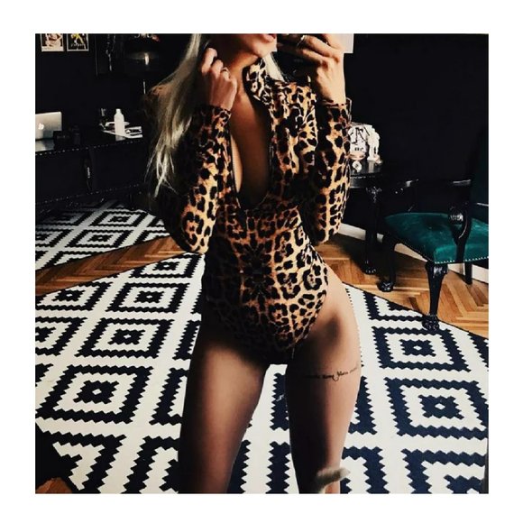 One Piece Swimsuit Leopard print long sleeve rash guard surf suit front zip - Picture 3 of 11